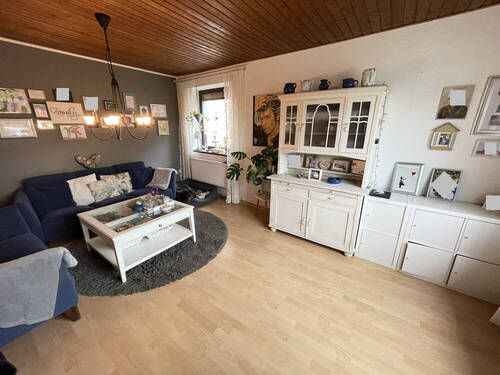 Wohnzimmer - Doppelhaushälfte mit 101,20 m² in Jever zum Kaufen