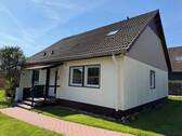 Ansicht - Ihr neues IMMOBILIEN QUARTIER: Frisch renoviert & zum Einziehen & auf sonnigem Grundstück