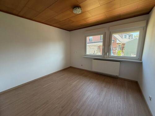 Schlafzimmer 1 EG - 5 Zimmer Einfamilienhaus zum Kaufen in Wunstorf / Mesmerode