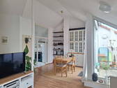 Wohnbereich 1 - von privat: Traumhafte Dachgeschosswohnung mit Loggia im Grünen, freigestellt