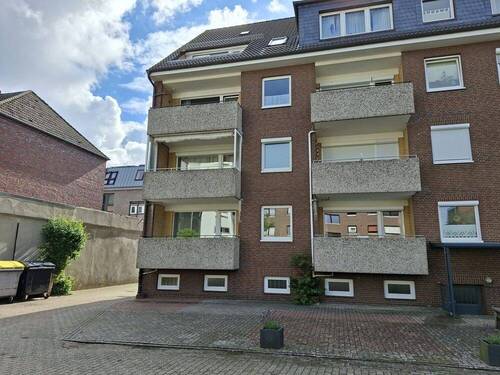 Rückansicht - 3 Zimmer Etagenwohnung zur Miete in Wilhelmshaven