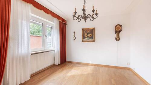 Wohnzimmer - 4 Zimmer Doppelhaushälfte in Norderstedt