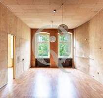 Sanierungsbedürftige Altbauwohnung - 5 Zi. mit Gestaltungspotenzial - Berlin Moabit