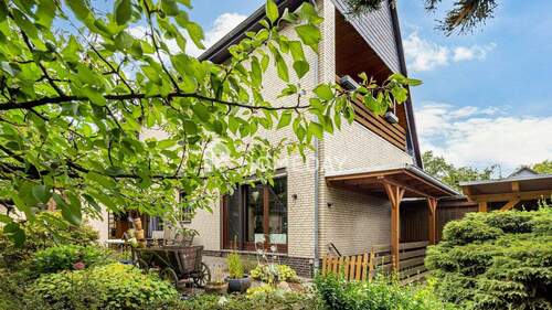 Außenansicht 4 - 6 Zimmer Einfamilienhaus zum Kaufen in Osterholz-Scharmbeck