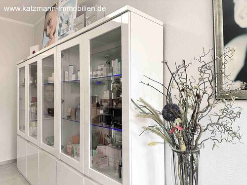 Vitrine (Empfangsbereich) - 