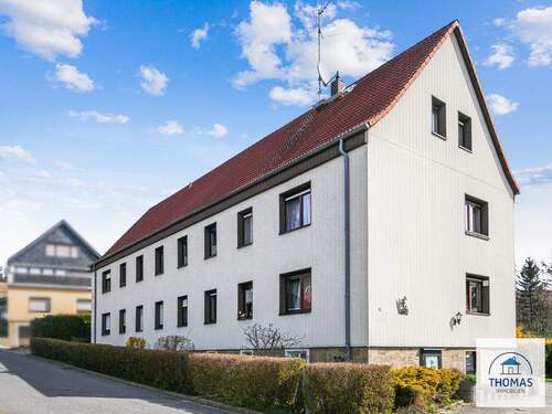 Haus Vorderansicht 2 - 3 Zimmer Etagenwohnung zur Miete in Neustadt
