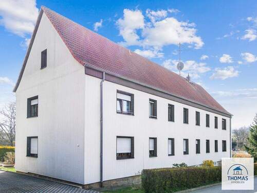 Haus Vorderansicht 1 - 3 Zimmer Etagenwohnung in Neustadt