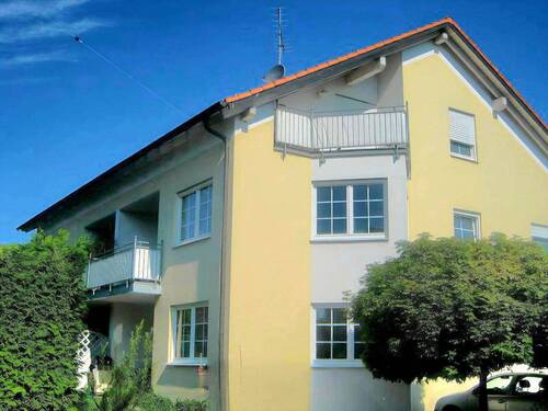 Außenansicht - *Provisionsfrei* Attraktive & helle 2-Zimmer-Wohnung mit Balkon & Stellplatz