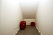 … Stauraum unter der Treppe - 