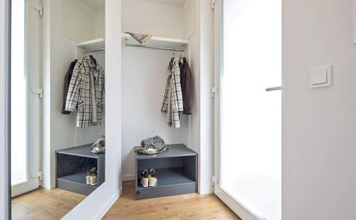 APARTMENT - 