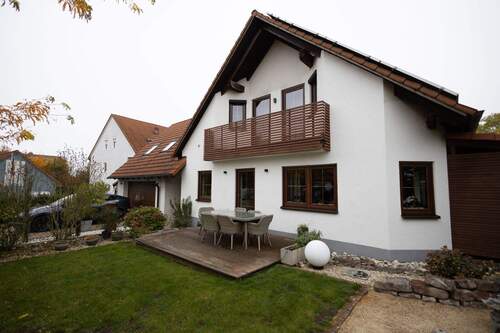 Garten Vorderseite - 