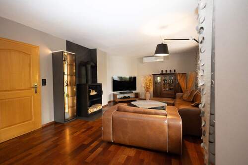 Offener Wohnbereich - Einfamilienhaus mit 155,00 m² in Ellingen zum Kaufen