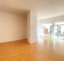 Nette Laden-Bürofläche, ca. 47 qm, IN-Stadtmitte Nähe Rathausplatz, große Schaufenster - Ingolstadt