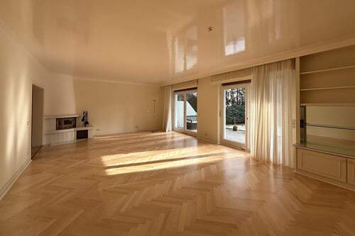 Wohn- und Essbereich - Etagenwohnung mit 129,40 m&sup2; in Hamburg zum Kaufen