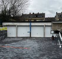 4x Garagen Stellplätze im Innenhof mit elektrischen Haupttor - Krefeld Cracau