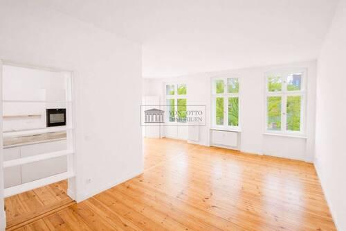 Gemütliches Wohnzimmer - Etagenwohnung mit 90,00 m&sup2; in Berlin zum Kaufen