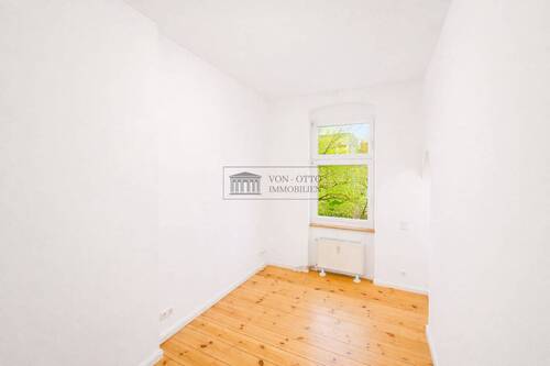 Ankleidezimmer/Homeoffice - 