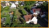 Blick über Haus und Garten - 