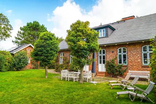 Bild 3 - 9 Zimmer Mehrfamilienhaus, Wohnhaus in Keitum/Sylt