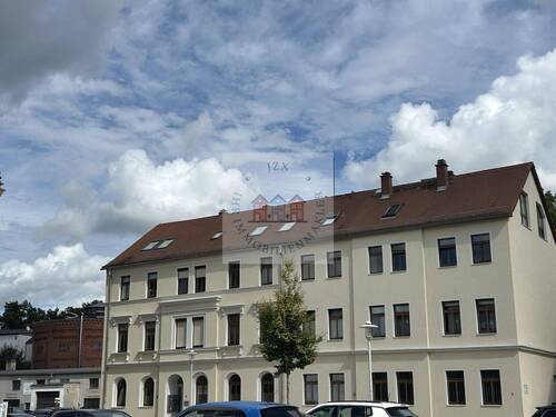 Straßenansicht - 2 Zimmer Mehrfamilienhaus, Wohnhaus zum Kaufen in Zwickau
