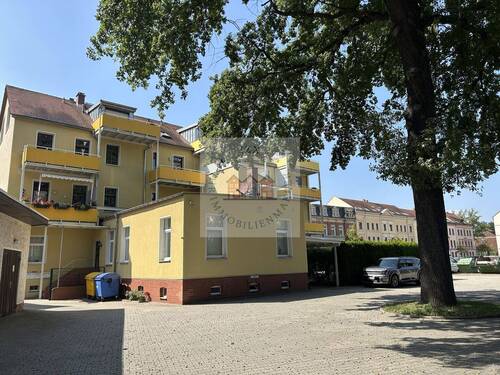 Hofansicht - 2 Zimmer Mehrfamilienhaus, Wohnhaus in Zwickau