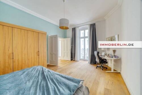 2 - 2 Zimmer Etagenwohnung in Berlin