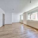 Wohnzimmer - Attraktive 2-Zimmer-ETW in Innenstadtlage mit Lift u TG-Stellplatz