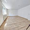 Wohnzimmer - 2 Zimmer Etagenwohnung zum Kaufen in Bayreuth