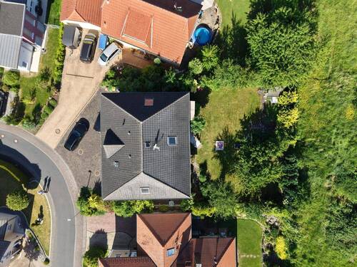 Vogelperspektive - Einfamilienhaus mit 166,00 m&sup2; in Montabaur zum Kaufen