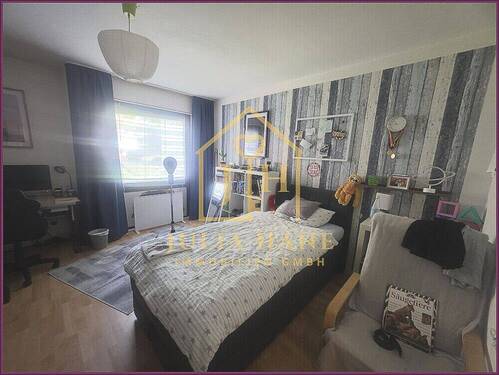 Schlafzimmer 1 - 6 Zimmer Einfamilienhaus in Mettmann