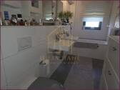 Badezimmer mit Wanne - 