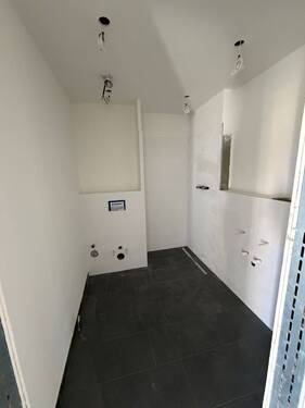 Duschbad.JPG - 4 Zimmer Etagenwohnung in Hamburg