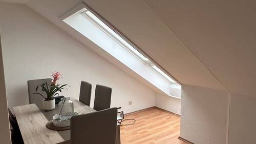 Wohnzimmer mit Essecke - 