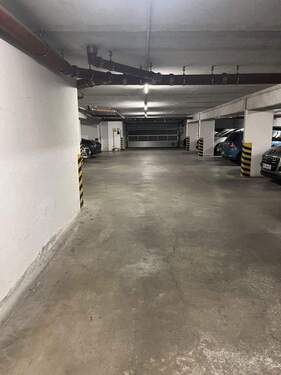 Tiefgarage - 