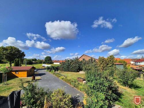Blick vom Balkon - 1 Zimmer Einfamilienhaus in Calden