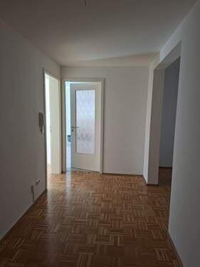 Flur - 3 Zimmer Etagenwohnung in Stralsund