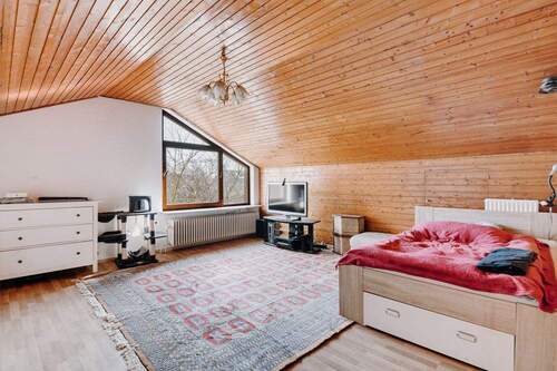 Raum im Obergeschoss - 