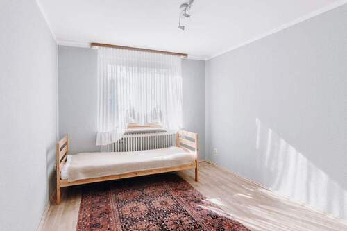 Geräumiges Kinderzimmer - 