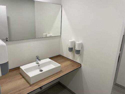 WC - 