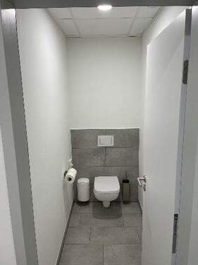 WC - 