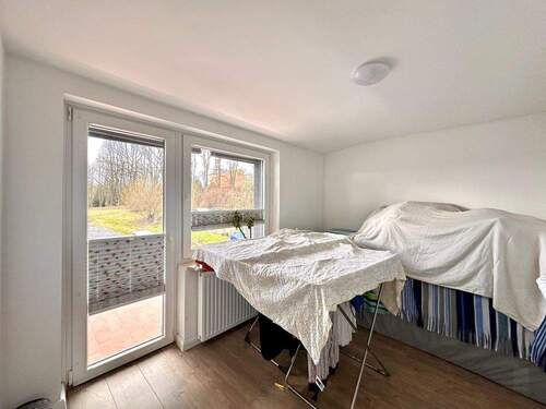 Kleines Schlafzimmer im DG - 