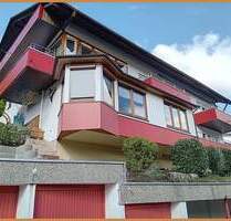 Wohnen mit Weitblick: Stilvolle 2-Zimmer-Wohnung in Hanglage von Bad-Peterstal Griesbach ! - Bad Peterstal-Griesbach / Bad Griesbach