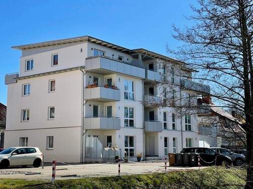 Hofansicht - Etagenwohnung mit 48,10 m&sup2; in Grimmen zur Miete