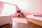 08 Schlafzimmer - 