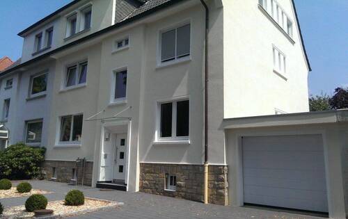 Front_Straße - Schöne 3-4 Zimmer Dachgeschosswohnung am Westerberg