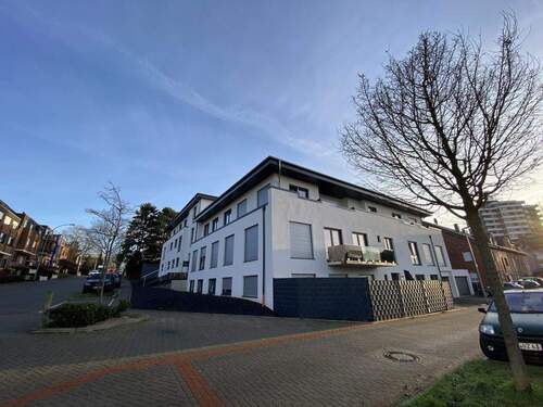 Bild 1 - Stilvolle 2-Zimmer-Wohnung mit gehobener Innenausstattung mit Dachterrasse in Mönchengladbach