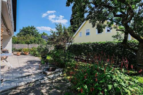 Ausblick Garten - 6 Zimmer Mehrfamilienhaus, Wohnhaus in München