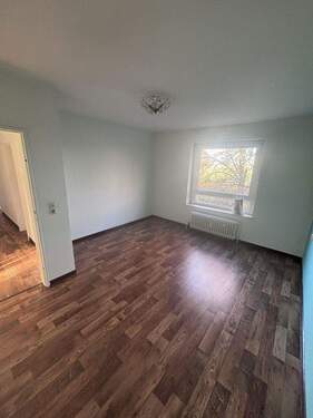 Bild 2 - 2 Zimmer Etagenwohnung zum Kaufen in Salzgitter