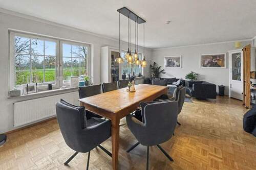 Wohnzimmer_EG - 7 Zimmer Einfamilienhaus zum Kaufen in Neritz