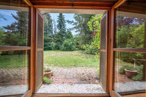 Blick_aus_Wohnbereich - 6 Zimmer Einfamilienhaus zum Kaufen in Großdingharting